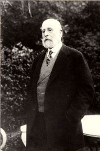 Jacques Doucet vers 1913. Jacques Doucet vers 1913.