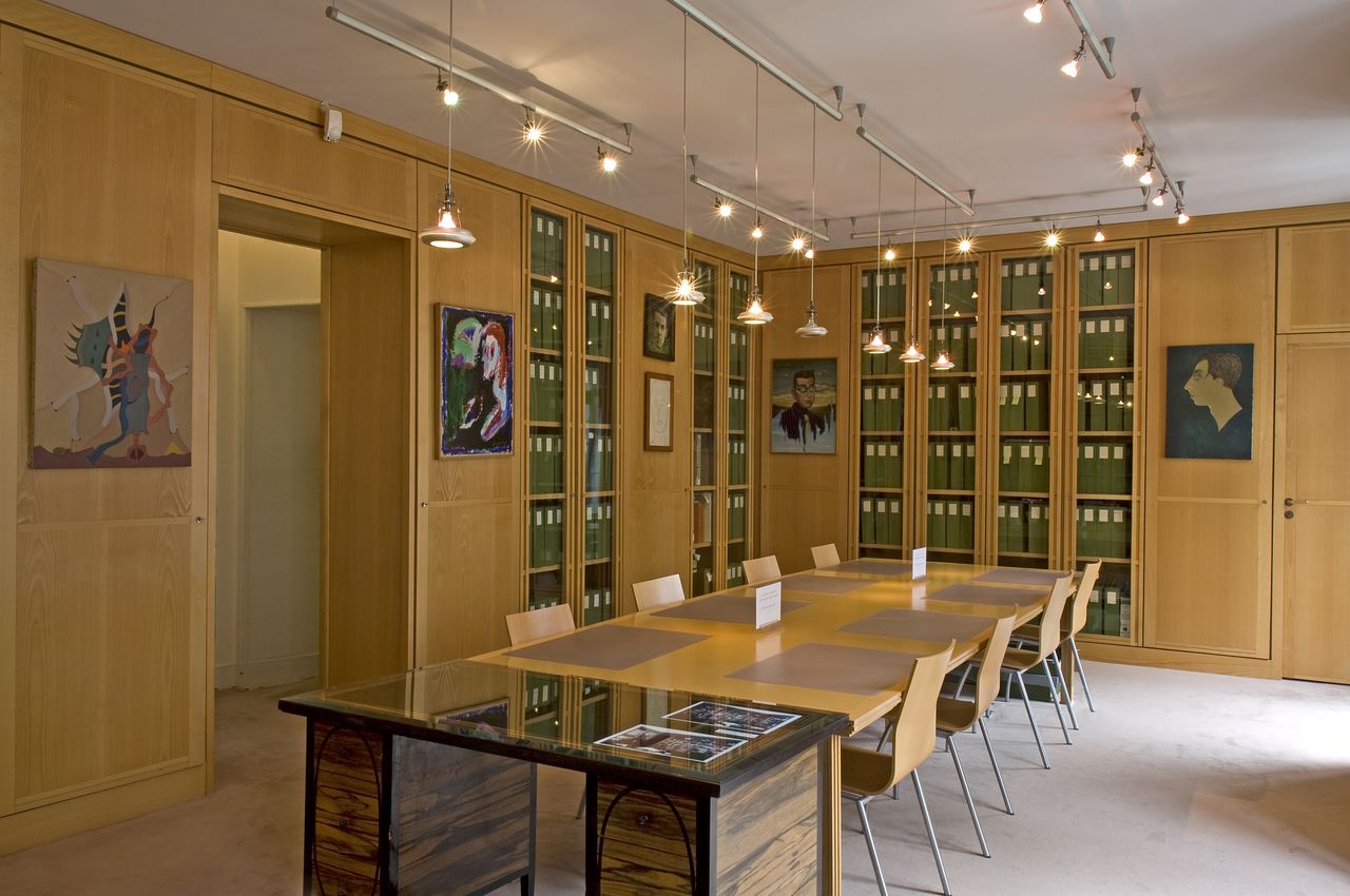 Salle de lecture du 8, place du Panthéon. Salle de lecture du 8, place du Panthéon.